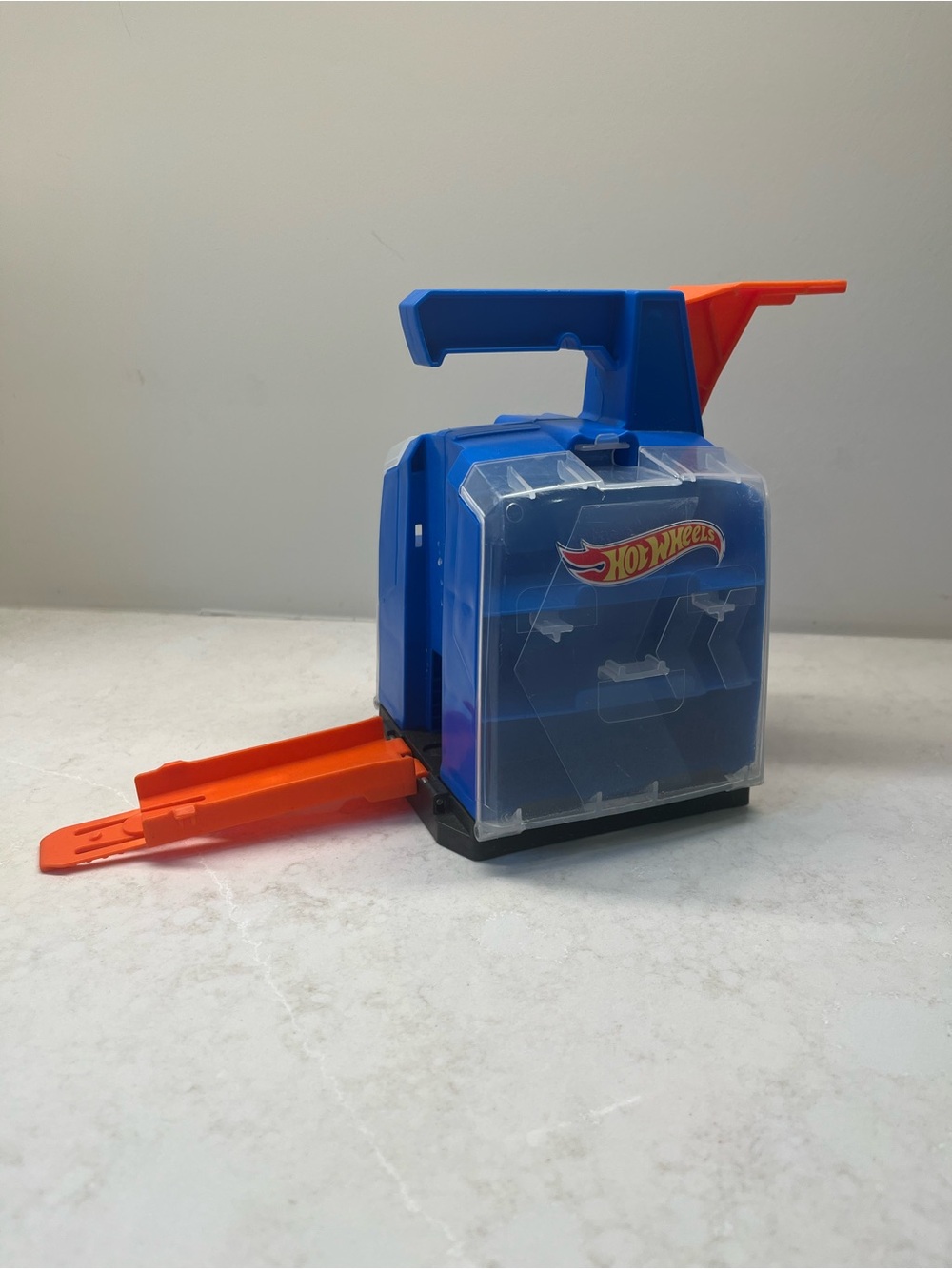 Hot Wheels Launcher and Carrying Case